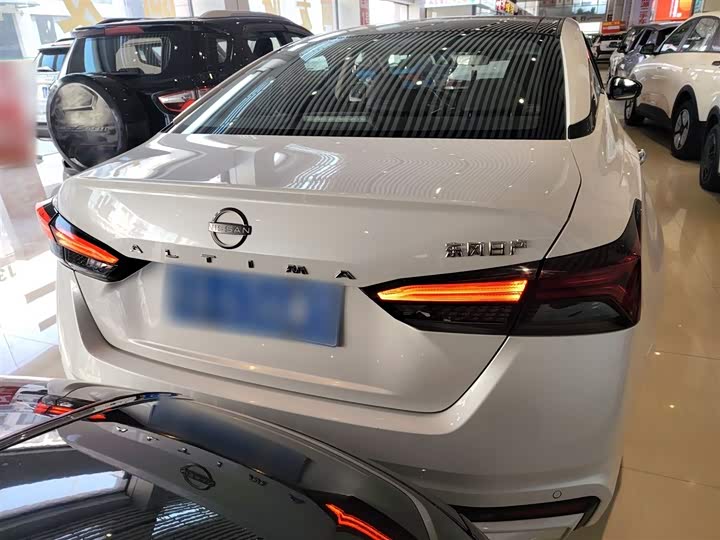 Фото 6 - Nissan Teana