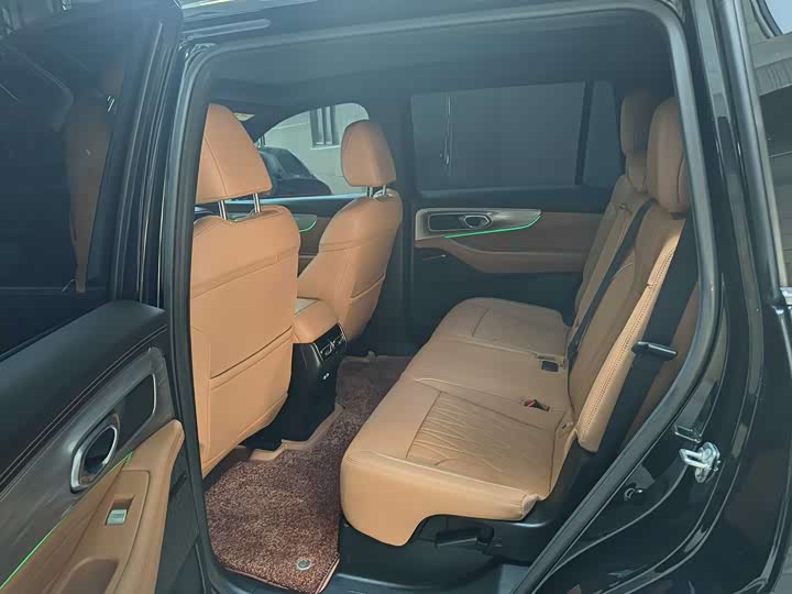 Фото 6 - GAC Trumpchi GS8