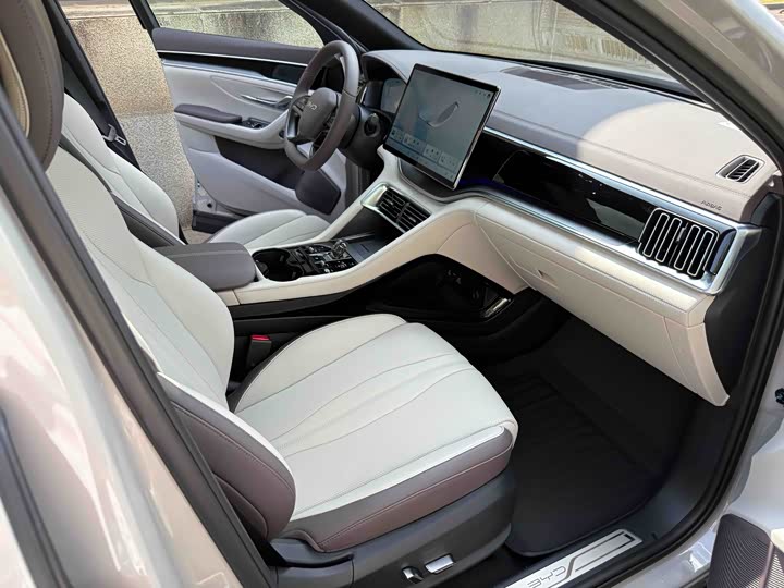 Фото 9 - BYD Song Plus Hybrid/EV