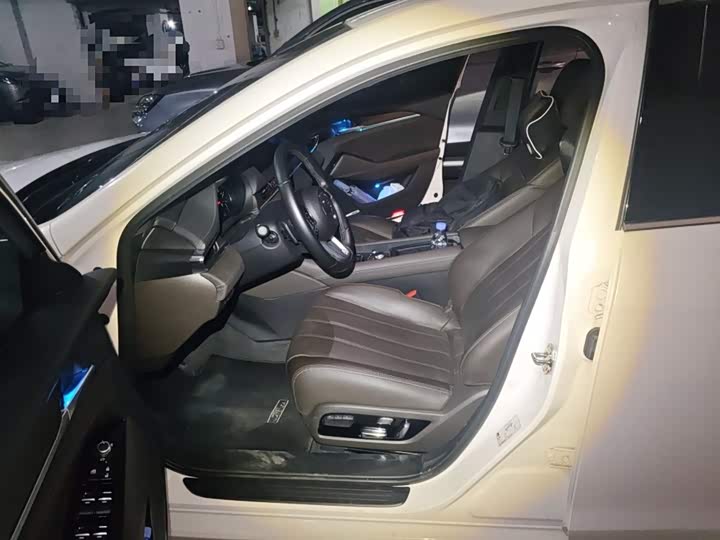 Фото 8 - Mazda Atenza