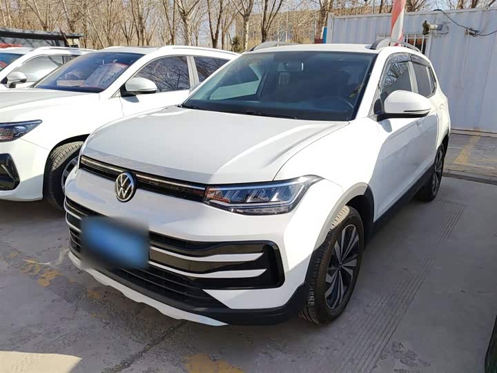 Фото 1 - Volkswagen Tharu