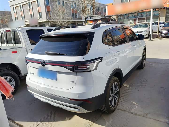 Фото 7 - Volkswagen Tharu