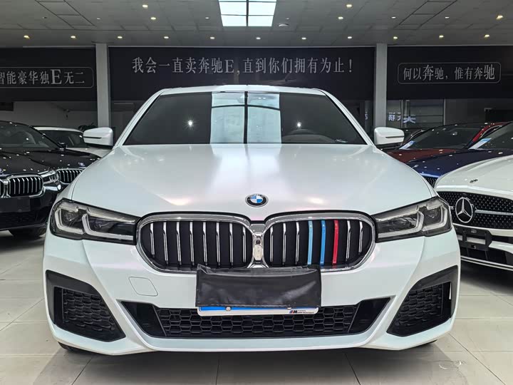 Фото 1 - BMW 5 Series