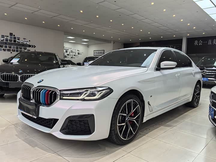 Фото 2 - BMW 5 Series