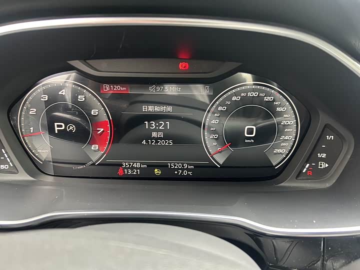 Фото 6 - Audi Q3