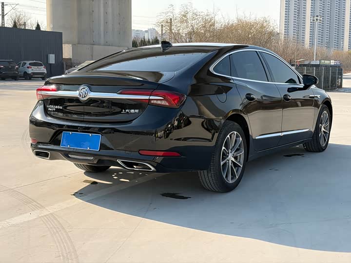 Фото 4 - Buick LaCrosse