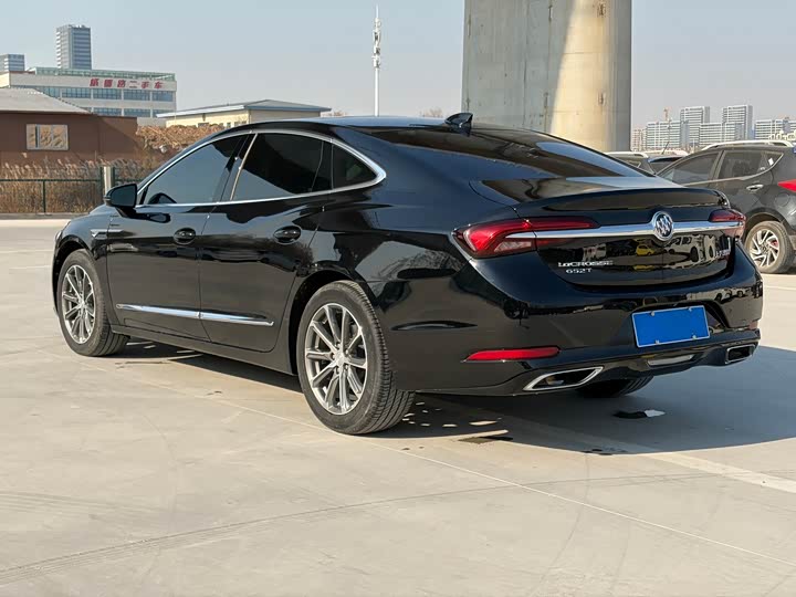 Фото 6 - Buick LaCrosse