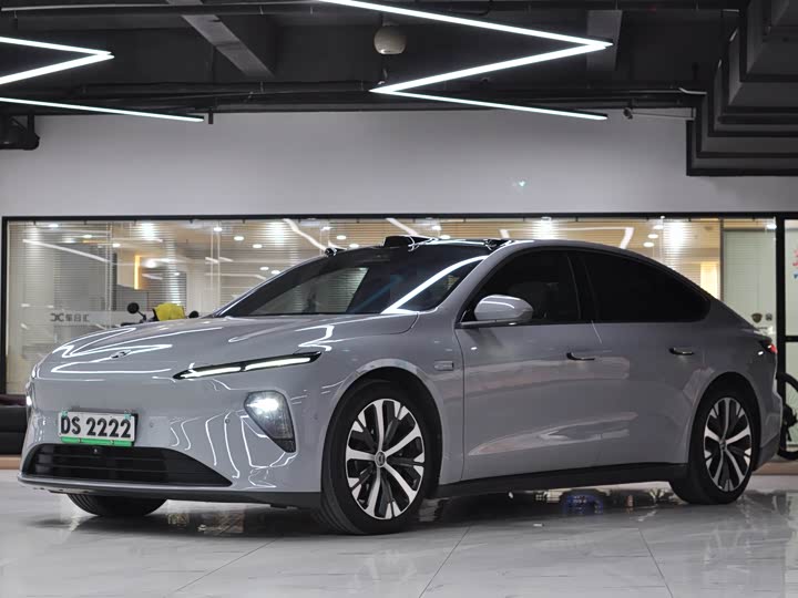 Фото 1 - Nio ET7