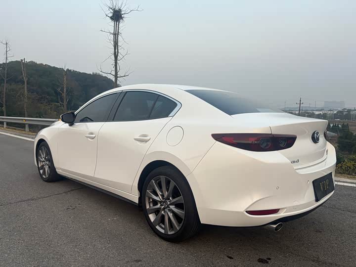 Фото 4 - Mazda 3 (Axela)