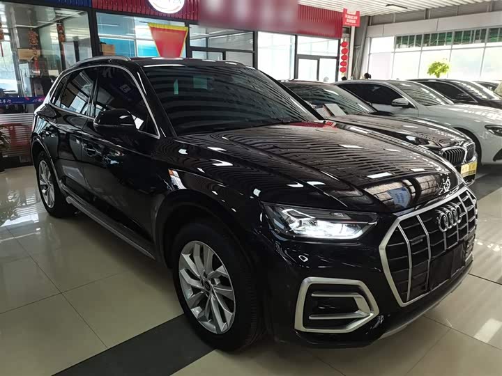 Фото 4 - Audi Q5L