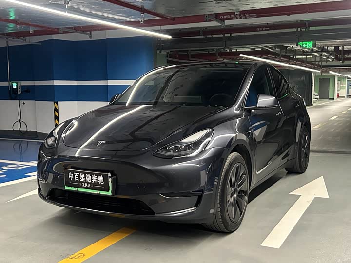 Фото 1 - Tesla Model Y