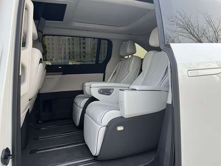 Фото 5 - XPeng X9