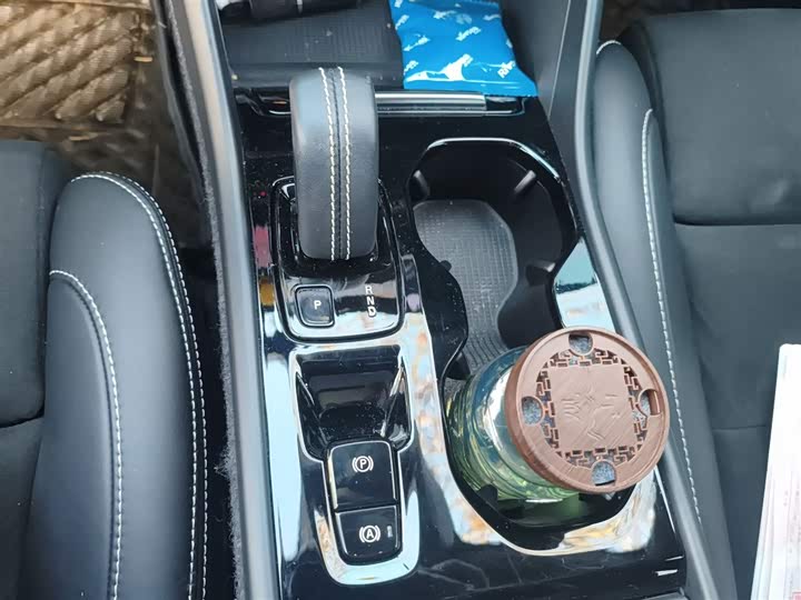 Фото 7 - Volvo XC40