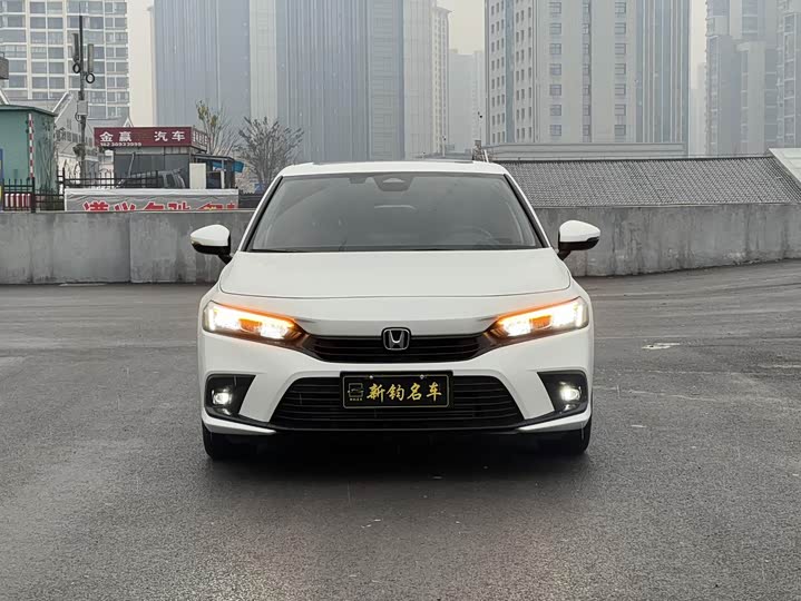 Фото 3 - Honda Civic