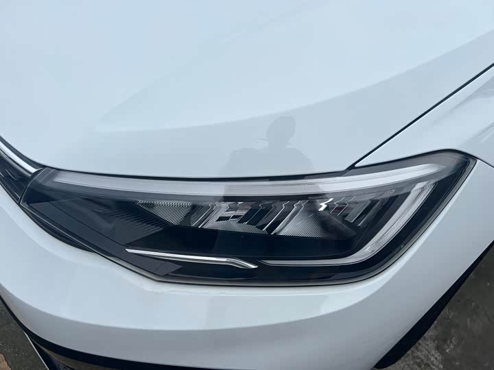 Фото 4 - Volkswagen Lavida