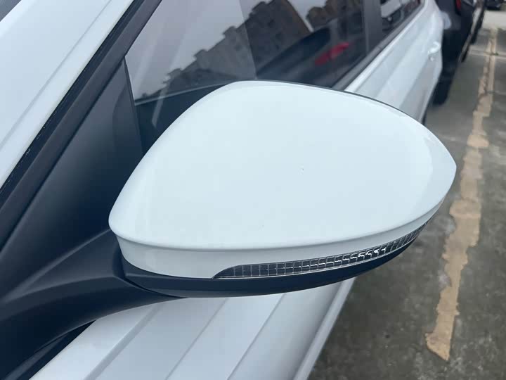 Фото 5 - Volkswagen Lavida