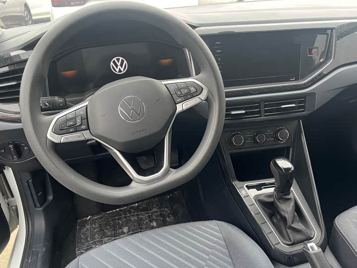 Фото 9 - Volkswagen Lavida