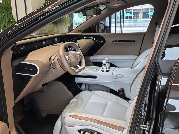 Фото 8 - Avatr 07