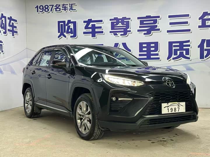 Фото 3 - Toyota Wildlander