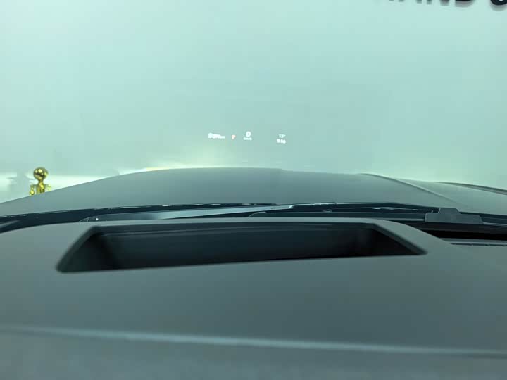 Фото 6 - Lincoln Navigator