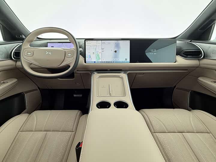 Фото 4 - XPeng G9