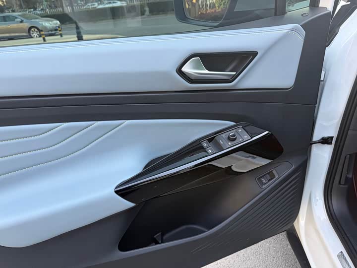 Фото 5 - Volkswagen ID.4 X