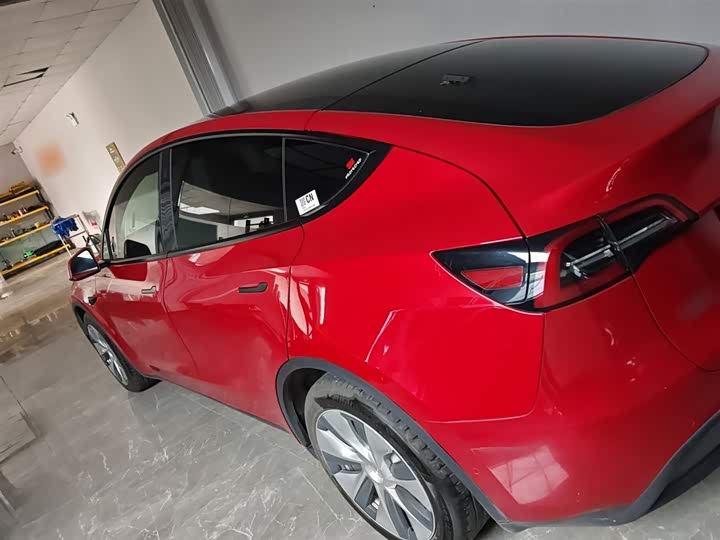 Фото 5 - Tesla Model Y