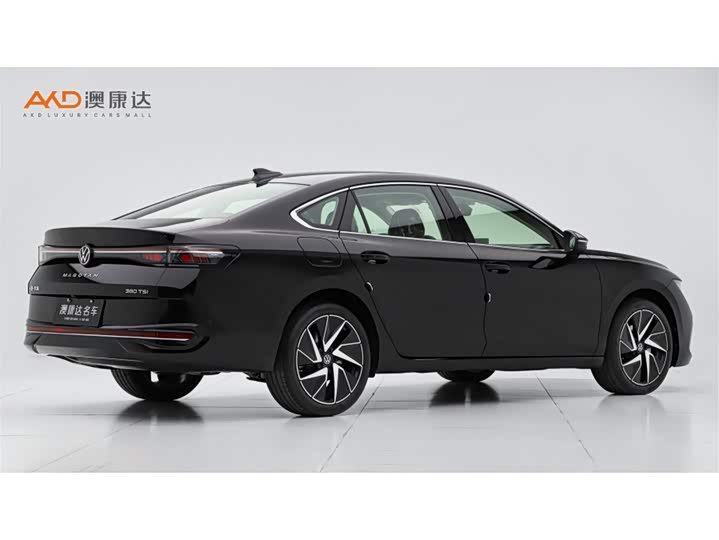 Фото 3 - Volkswagen Magotan