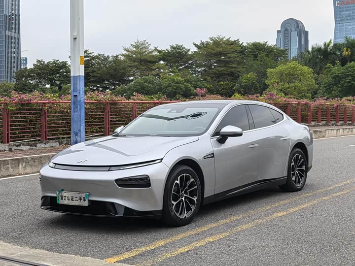 Фото 1 - XPeng P7
