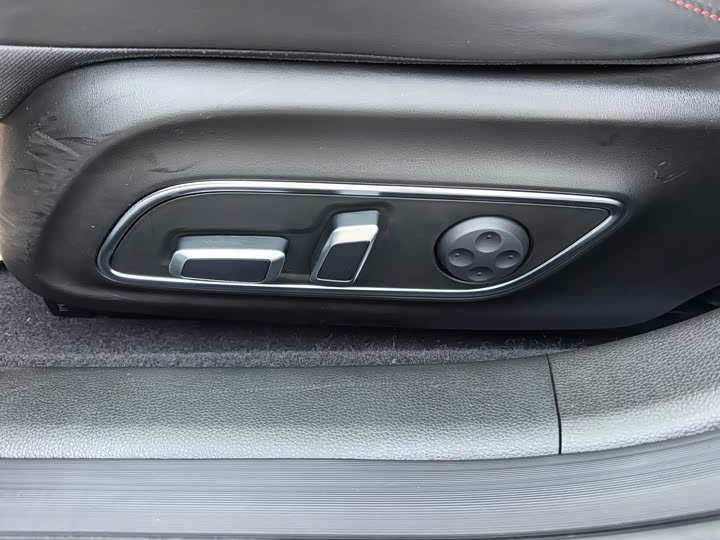 Фото 6 - XPeng P7