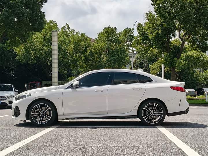 Фото 3 - BMW 2 Series