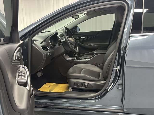 Фото 7 - Chevrolet Malibu XL