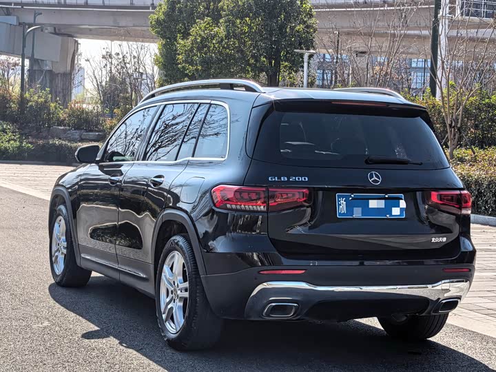 Фото 4 - Mercedes-Benz GLB-Class