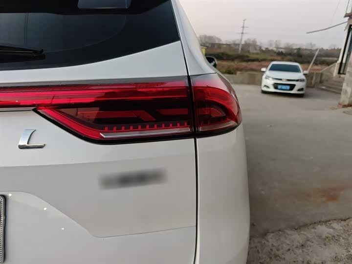 Фото 8 - Haval H6