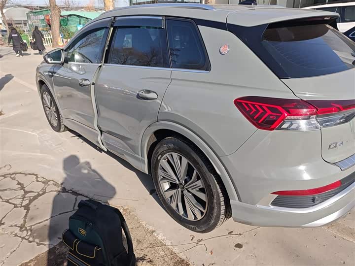 Фото 5 - Audi Q4 e-tron