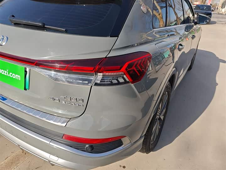 Фото 8 - Audi Q4 e-tron