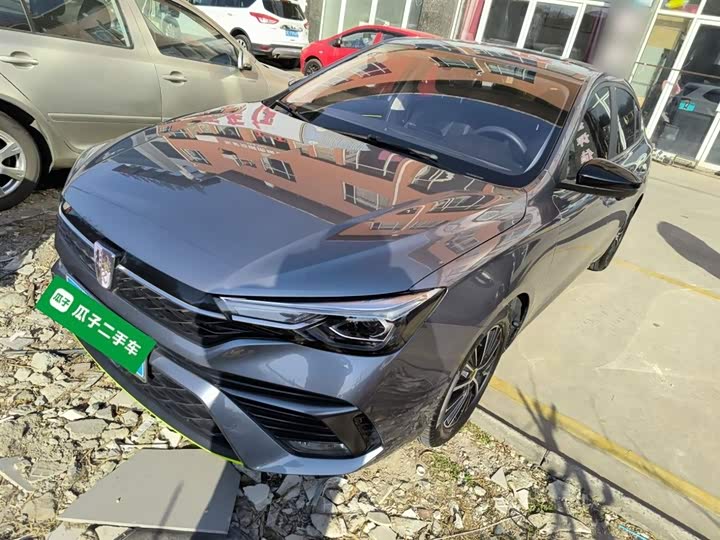 Фото 2 - Roewe i5