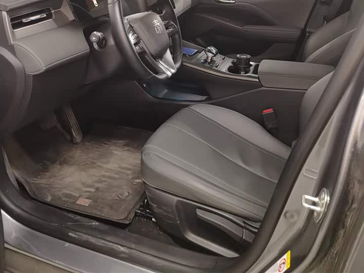 Фото 9 - BYD Qin Plus