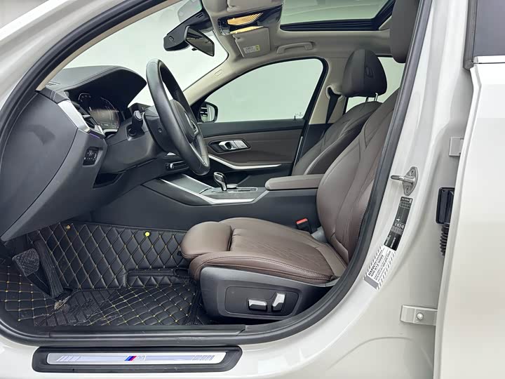 Фото 6 - BMW 3 Series