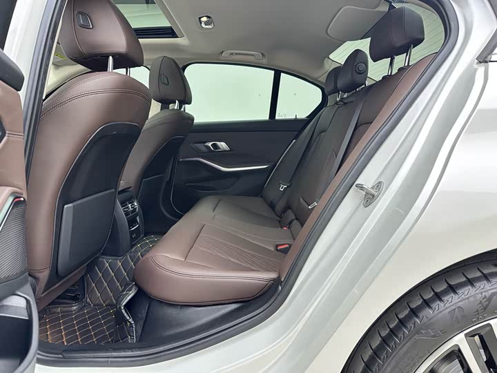 Фото 7 - BMW 3 Series