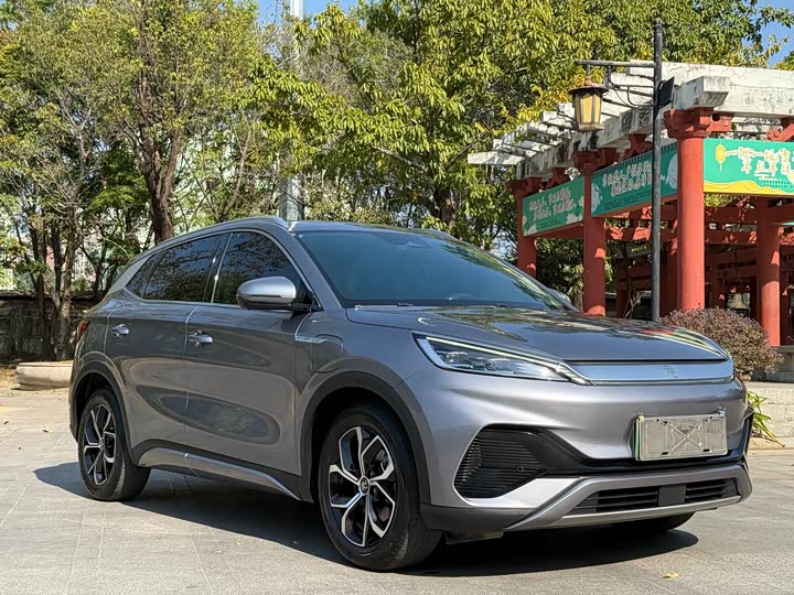 Фото 3 - BYD Yuan Plus