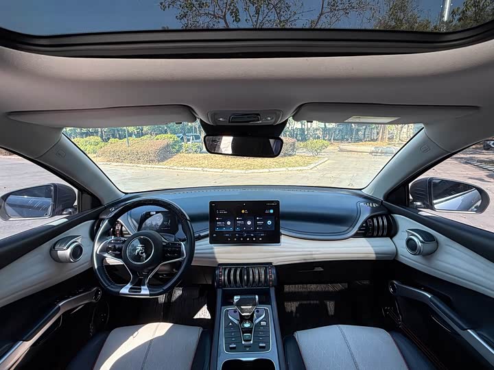 Фото 5 - BYD Yuan Plus