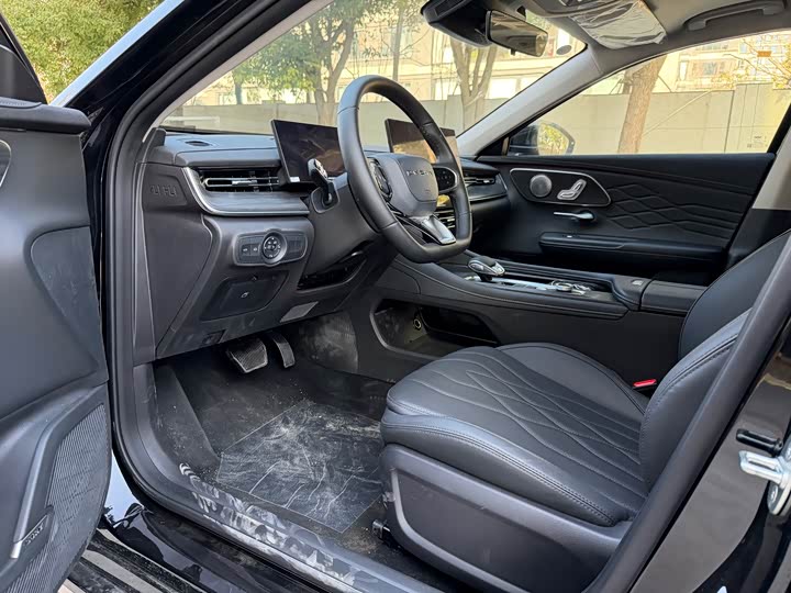 Фото 7 - Chery Arrizo 8 Pro