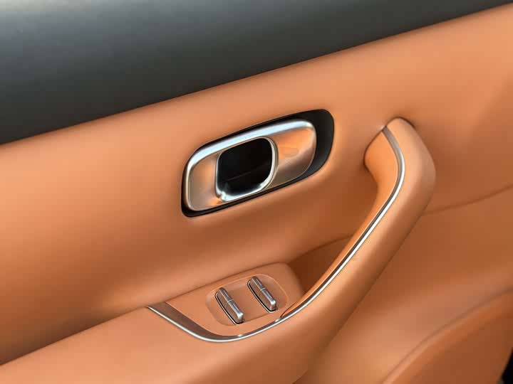 Фото 6 - Leapmotor C10