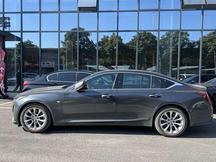 Фото 3 - Cadillac CT5