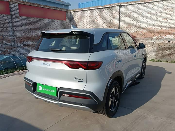 Фото 7 - BYD Yuan Up