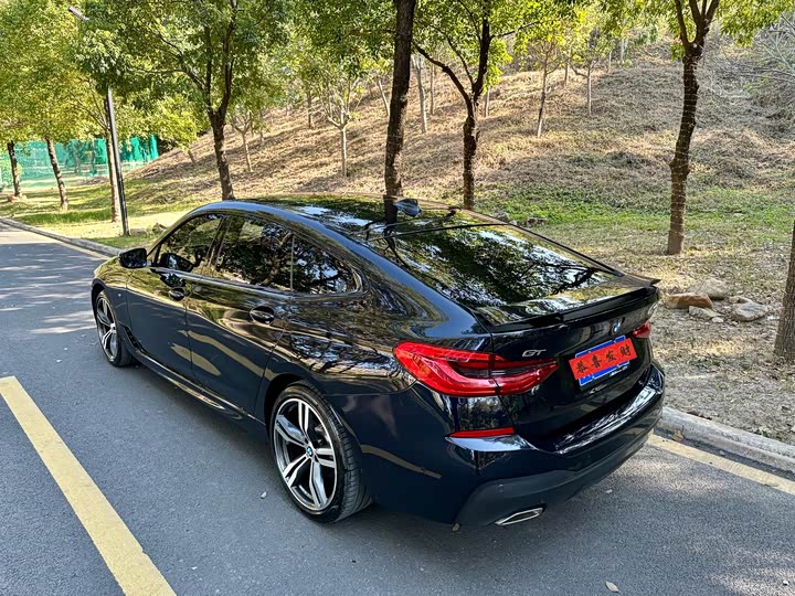 Фото 8 - BMW 6 Series GT