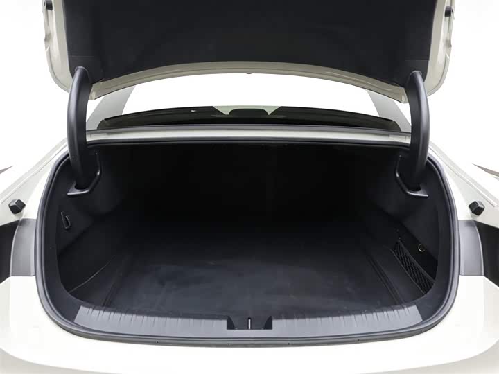 Фото 8 - Xiaomi SU7