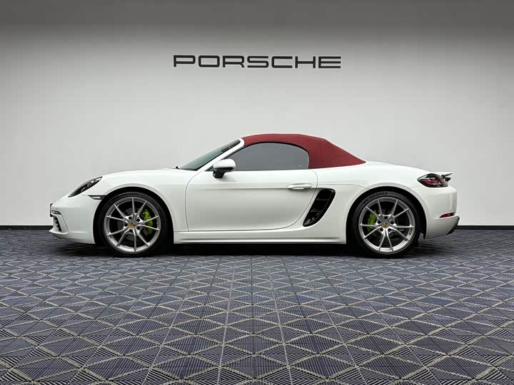 Фото 7 - Porsche 718