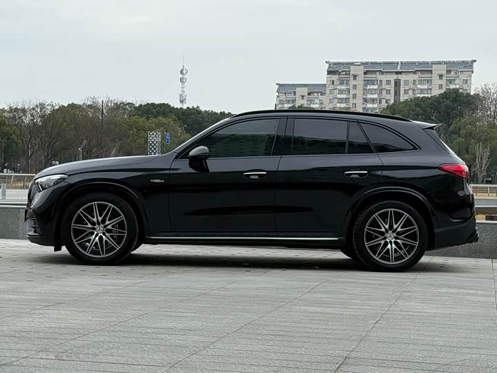 Фото 4 - Mercedes-Benz GLC-Class AMG